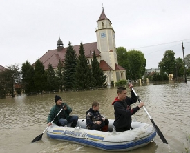 Evakuace v jižním Polsku.